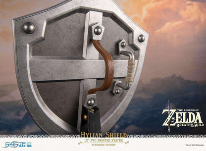 First4Figures The Legend of Zelda Breath of the Wild PVC Statue Hylian Shield Standard Edition 29cm