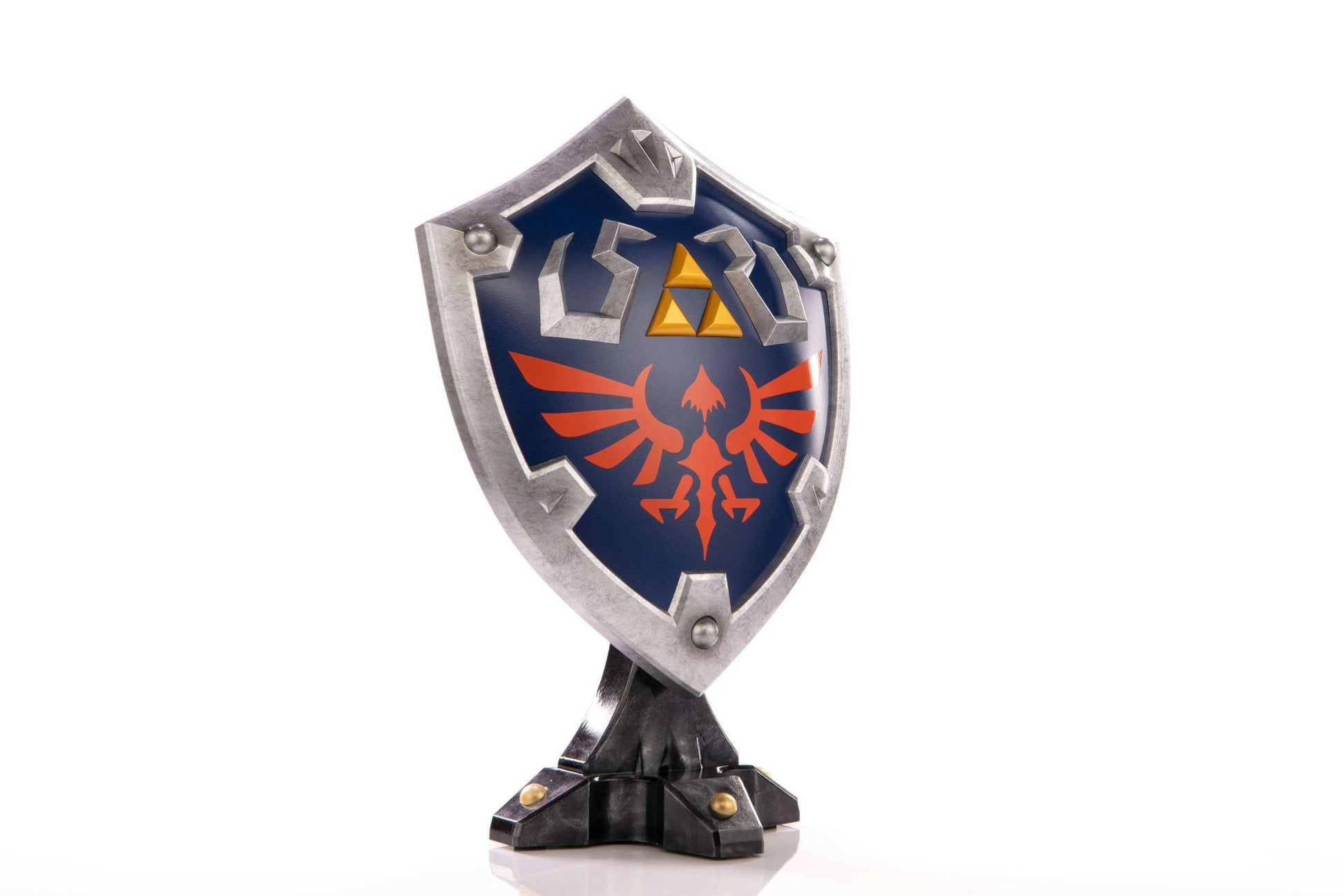 First4Figures The Legend of Zelda Breath of the Wild PVC Statue Hylian Shield Standard Edition 29cm First4Figures