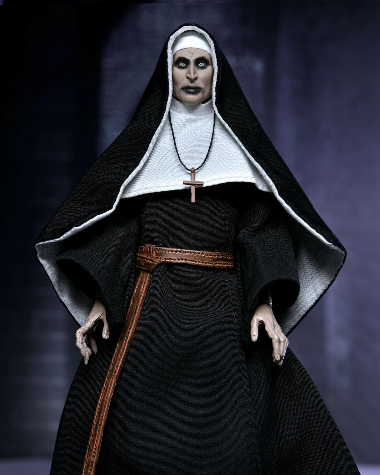 NECA The Conjuring Universe Figur Ultimate The Nun (Valak) 18cm NECA