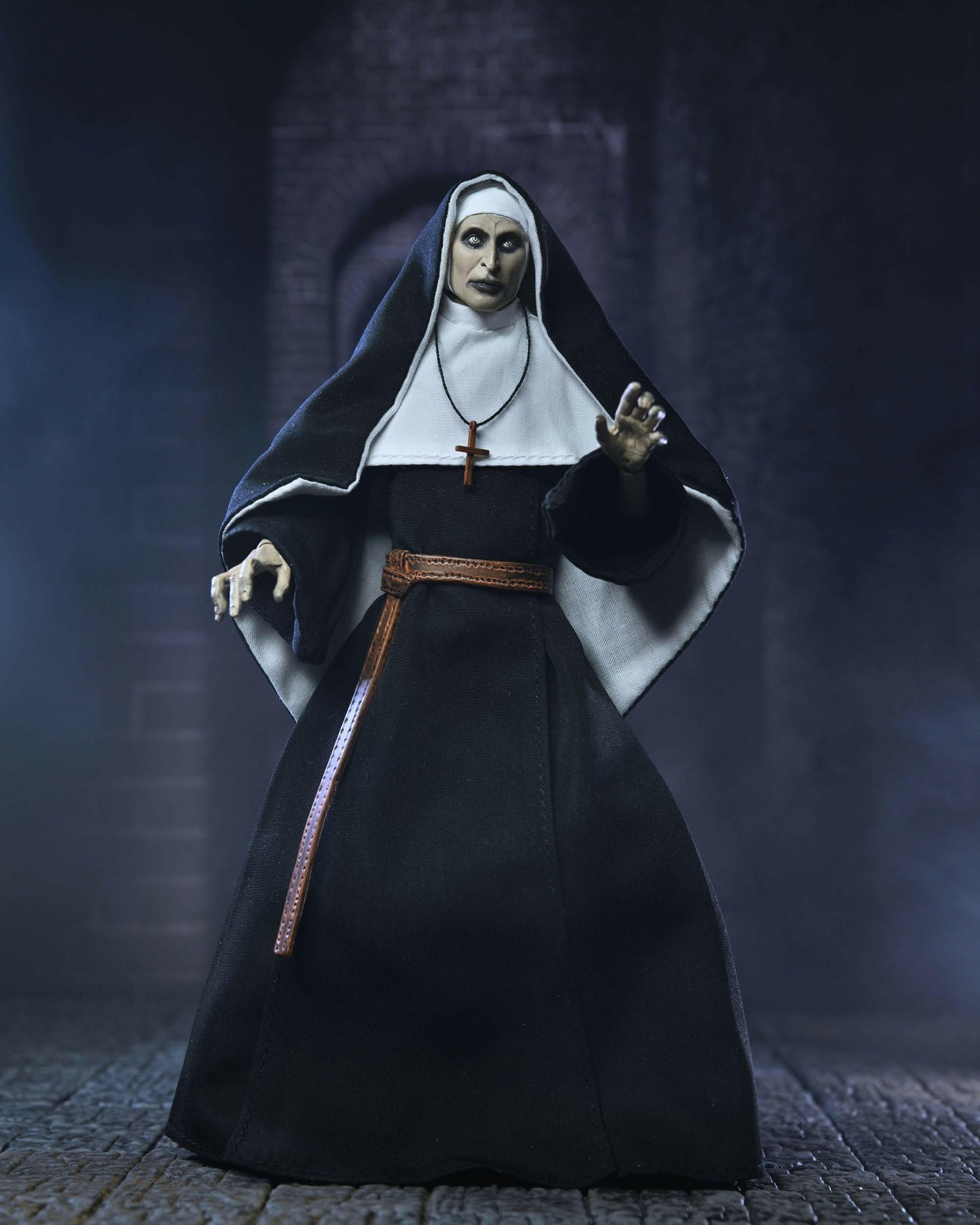 NECA The Conjuring Universe Figur Ultimate The Nun (Valak) 18cm NECA