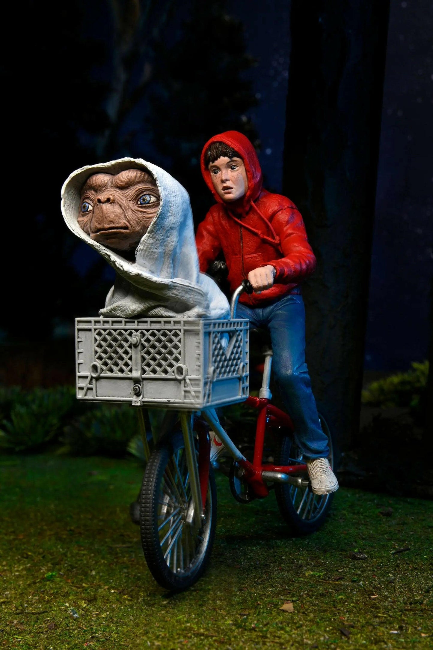 NECA E.T. Der Außerirdische Actionfigur Elliott & E.T. on Bicycle 13cm NECA