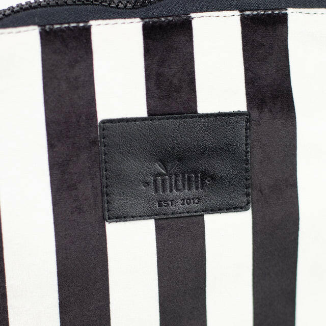 Muni Kids backpack Striped black and white Kinderrucksack Muni