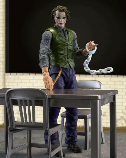 McFarlane DC Multiverse Actionfigur The Joker (Jail Cell Variant) (The Dark Knight) (Gold Label) 18cm - Toy-Storage