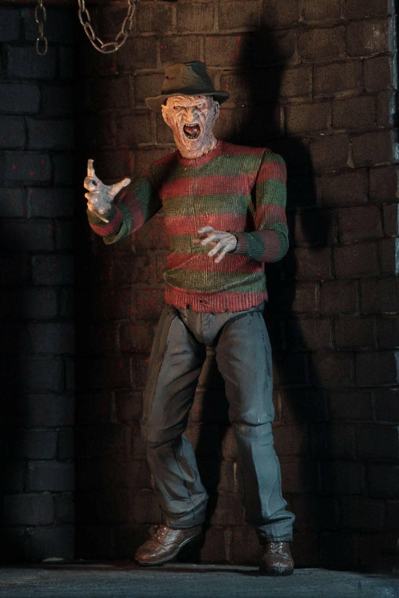 NECA Nightmare On Elm Street 2 Actionfigur Ultimate Freddy Krueger 18cm - Toy-Storage