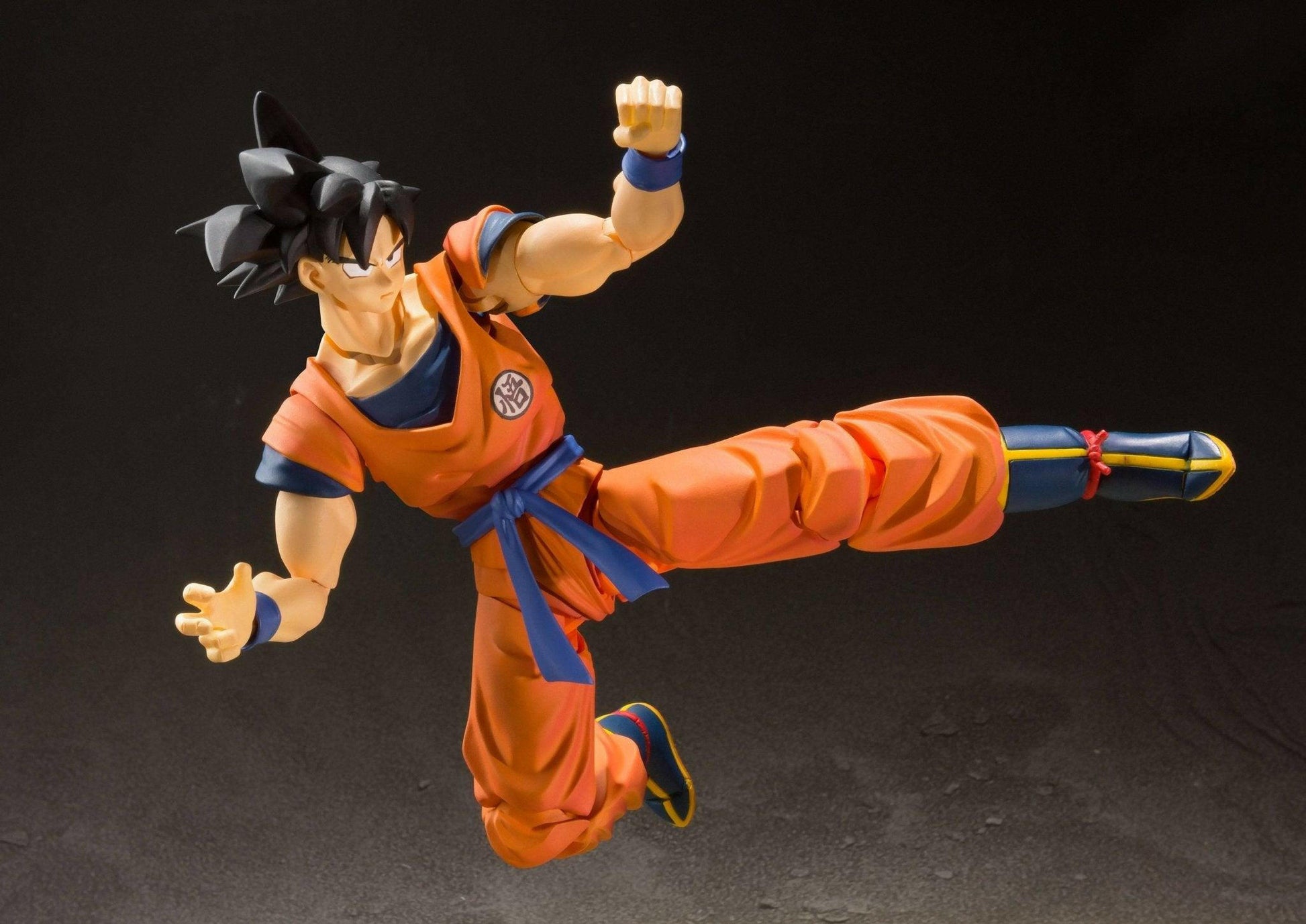 Pre-Order! S.H. Figuarts Dragon Ball Z Actionfigur Son Goku (A Saiyan Raised On Earth) 14cm - Toy-Storage